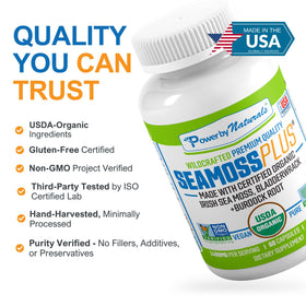 Power By Naturals Sea Moss Plus capsules en main