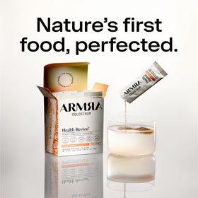 Préparation de la poudre de colostrum ARMRA dans un verre