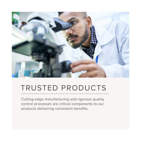 Présentation des capsules de Gymnema Sylvestre NusaPure sur un plan de travail