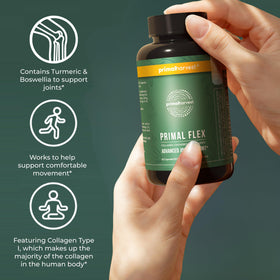 Primal Harvest Flex flacon avec verre d'eau à côté