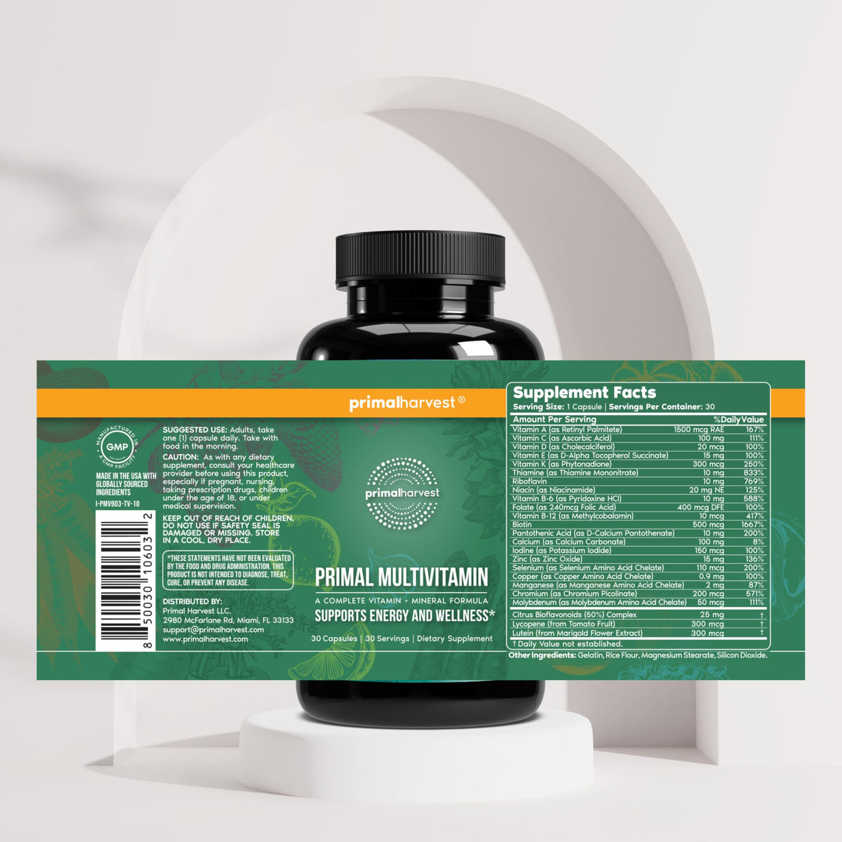 Primal Harvest Multivitamin avec un verre d'eau