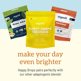 Prise de bonbons Organifi Happy Drops dans un cadre de vie quotidienne