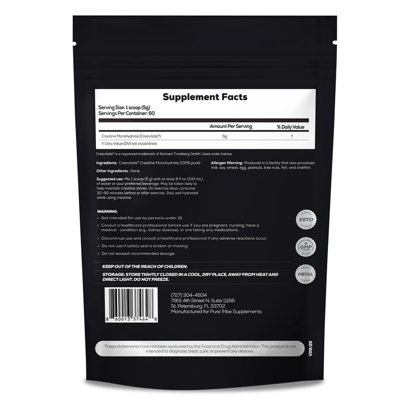 PURE TRIBE PureCreatine 300g poudre sur une cuillère