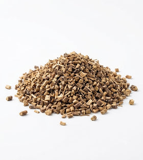 Racine de valériane séchée bio Organic Bio Herbs sur un fond naturel