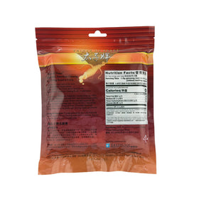 Racines de ginseng Wisconsin sur une table avec des ingrédients