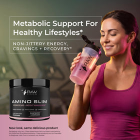RAW Synergies Amino Slim 240g Framboise Citron - mélange dans un verre d'eau