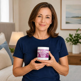 RESTFREE Poudre Nuit 170g en utilisation dans un verre d'eau
