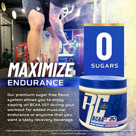 Ronnie Coleman BCAA XS 265g poudre verte pomme sur une table