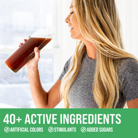 Rule 1 Proteins Fruits & Greens Poudre 280g en utilisation dans un smoothie