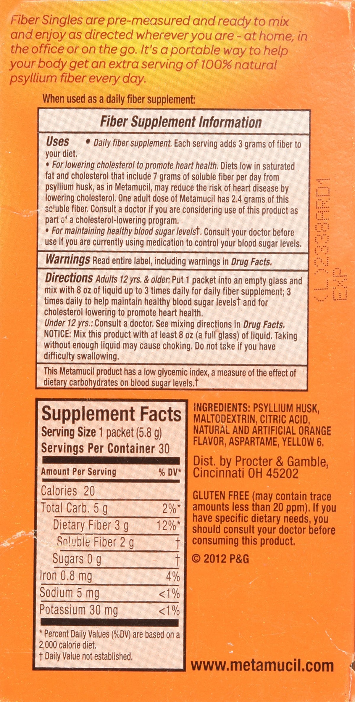 Sachet de Metamucil Fibres Singles ouvert avec poudre orange