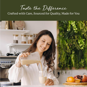 Sachet de poudre de chardon-marie bio Starwest Botanicals sur une table