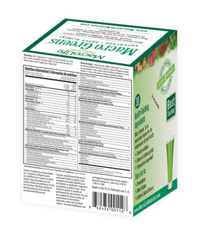 Sachet de poudre Macro Greens sur une table de cuisine