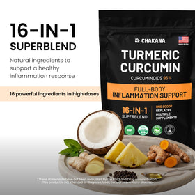 Sachet refermable de curcuma CHAKANA sur une table
