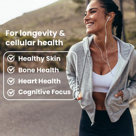 Sanar Naturals Resveratrol 500mg à côté d'un verre d'eau
