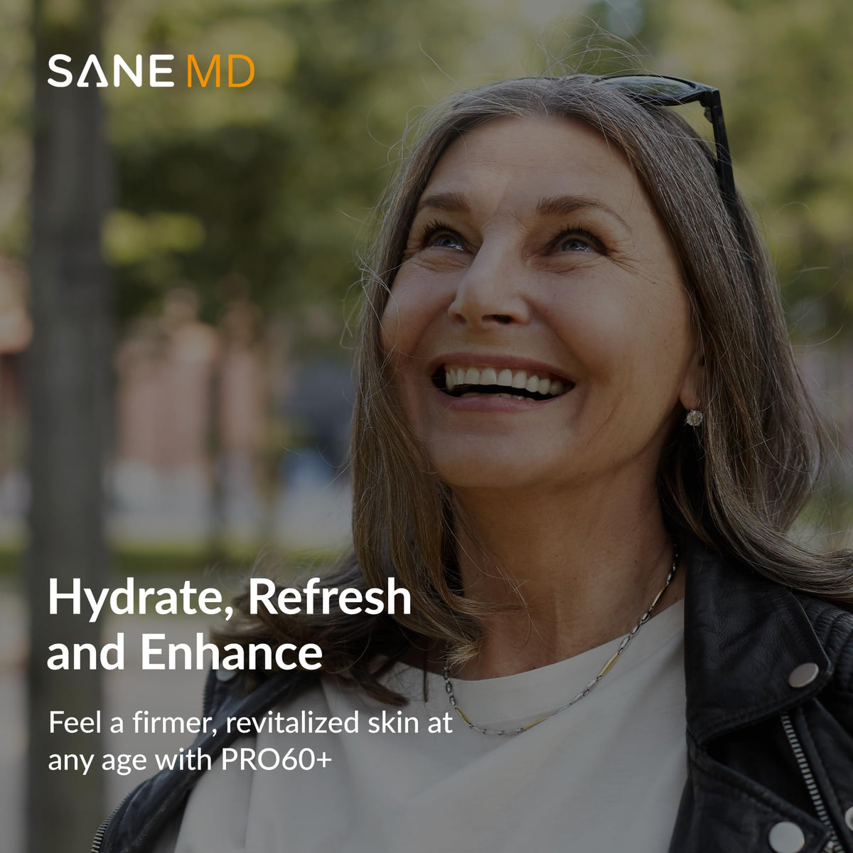 SANE Collagène Peptides PRO60+ 281g en devanture d'une cuisine