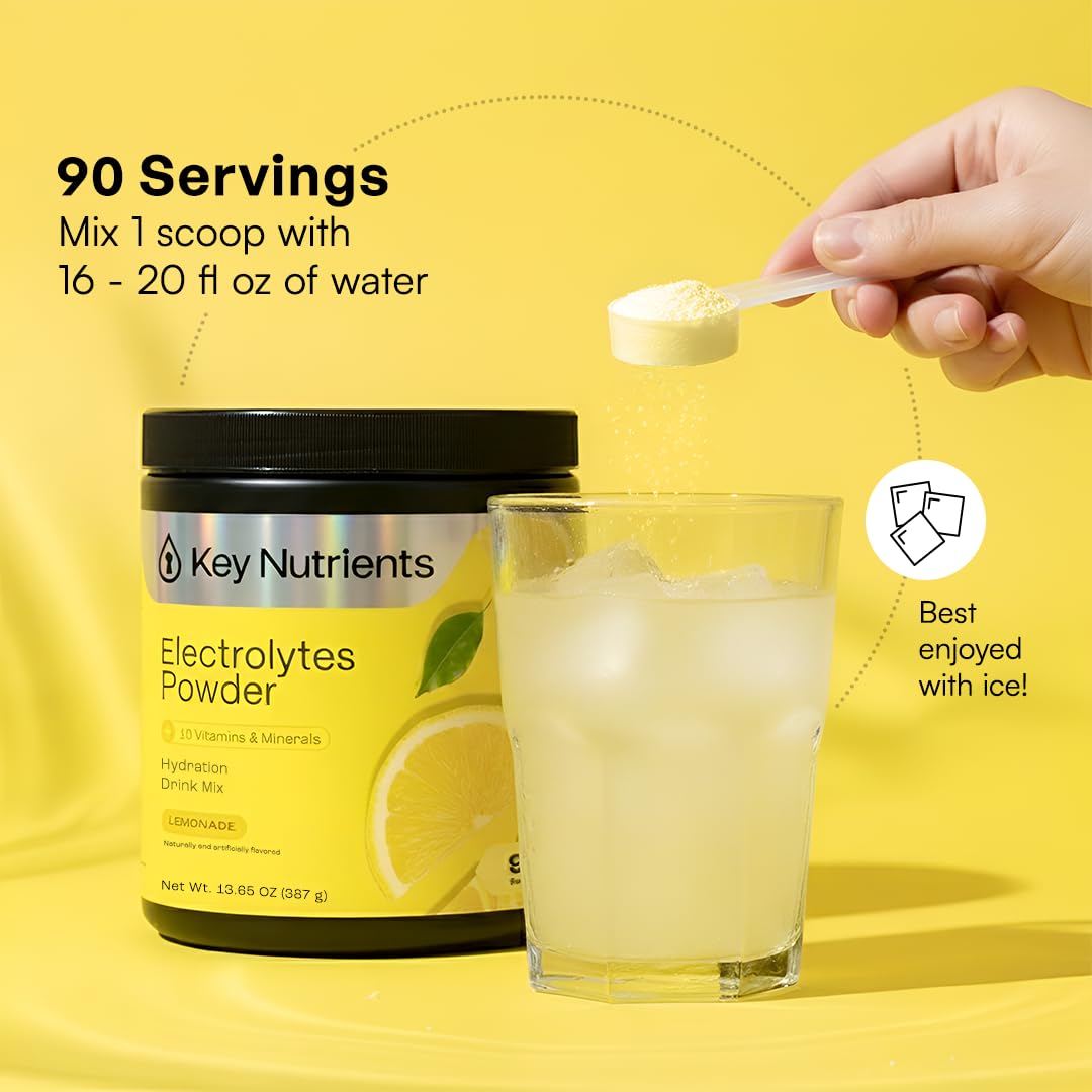 Scoop de poudre d'électrolytes KEY NUTRIENTS à côté de l'emballage