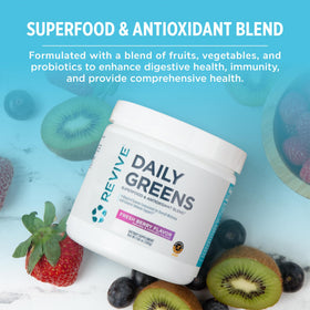 Scoop de poudre verte quotidienne Revive sur une table