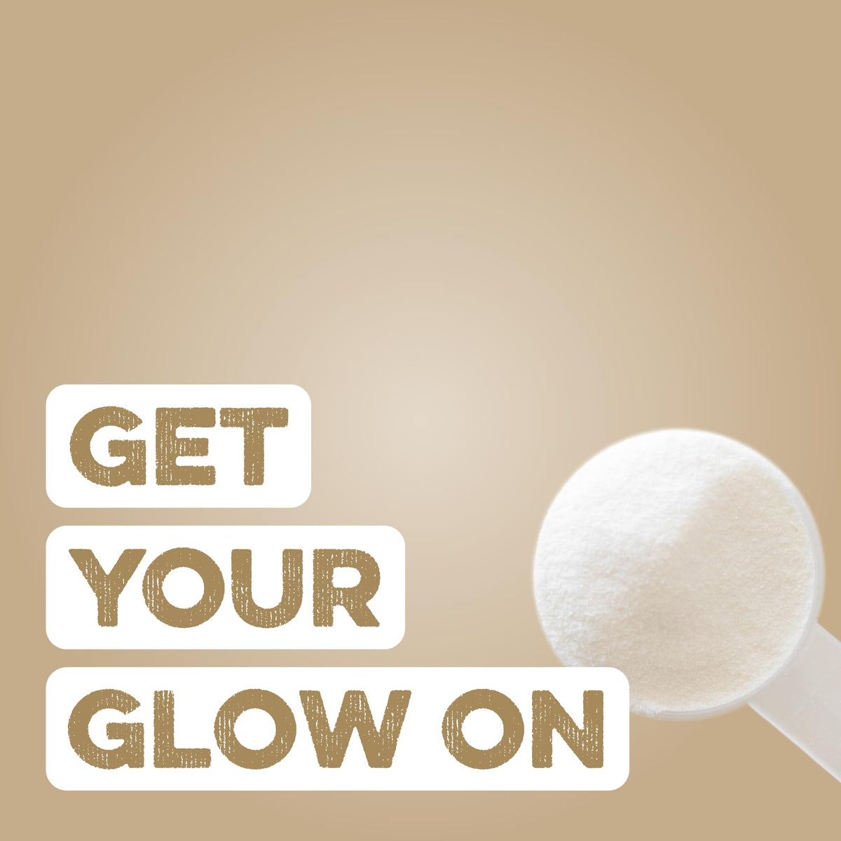 Scoop of Clean Simple Eats Collagen + Beauty Blend on a spoon