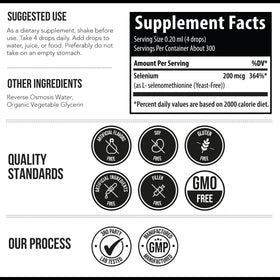 Sélénium Triquetra Health 200 mcg avec des ingrédients clés sur une table