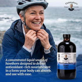 Sirop de Baies d'Aubépine Christopher's 480 ml dans un cadre naturel