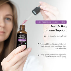Sirop de sureau noir NutraChamps versé dans une cuillère