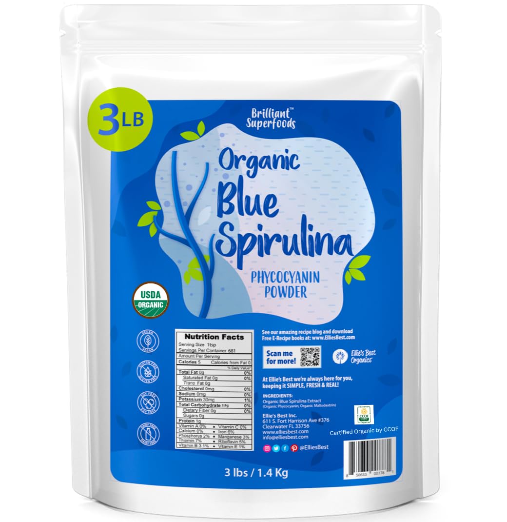 Smoothie vert avec poudre de spiruline bleue bio