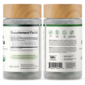 Snap Supplements Spiruline et Chlorelle, flacon avec des ingrédients naturels en arrière-plan