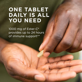 Solgar Ester-C Plus 1000 mg comprimés sur fond blanc