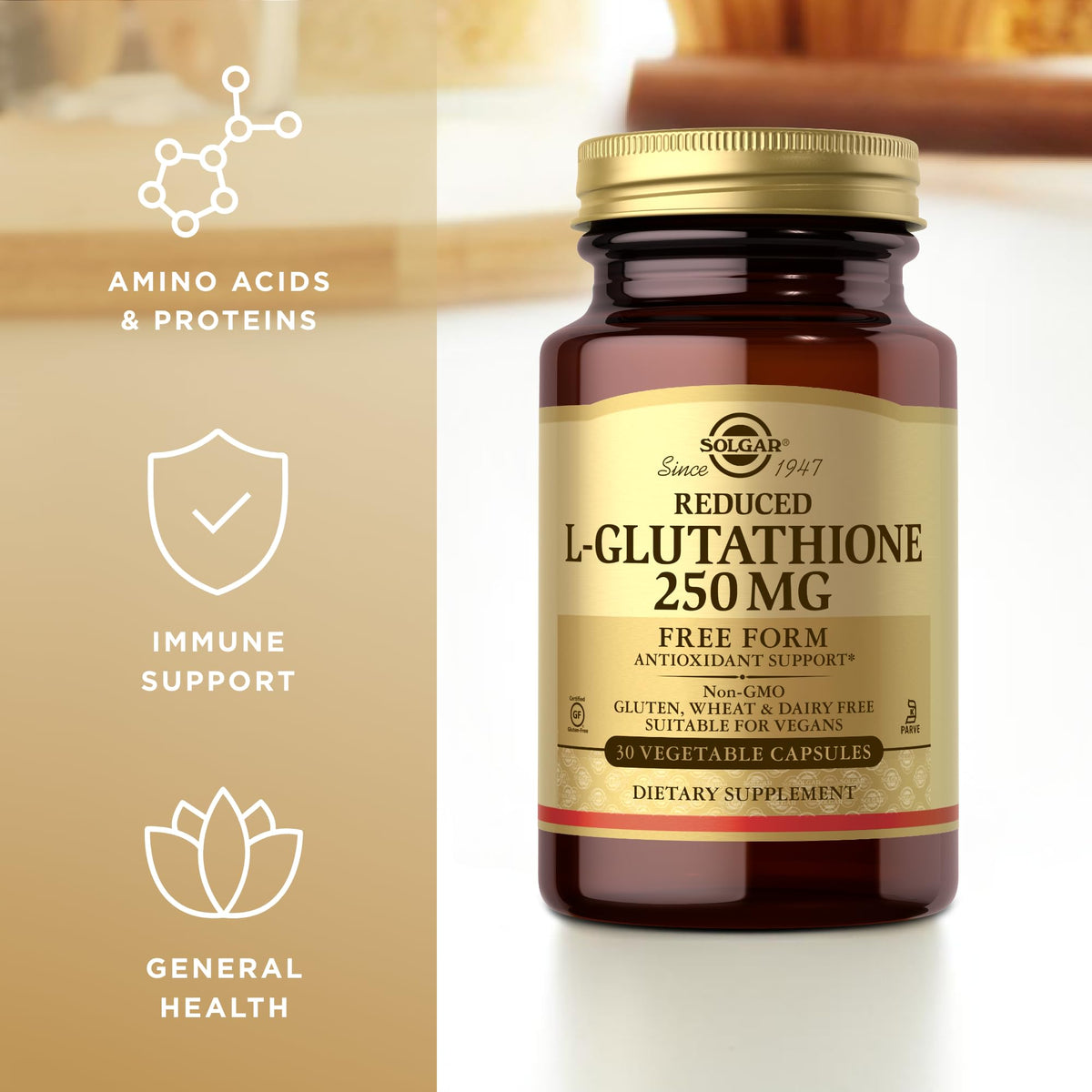 Solgar L-Glutathione 250 mg capsules près d'un verre d'eau