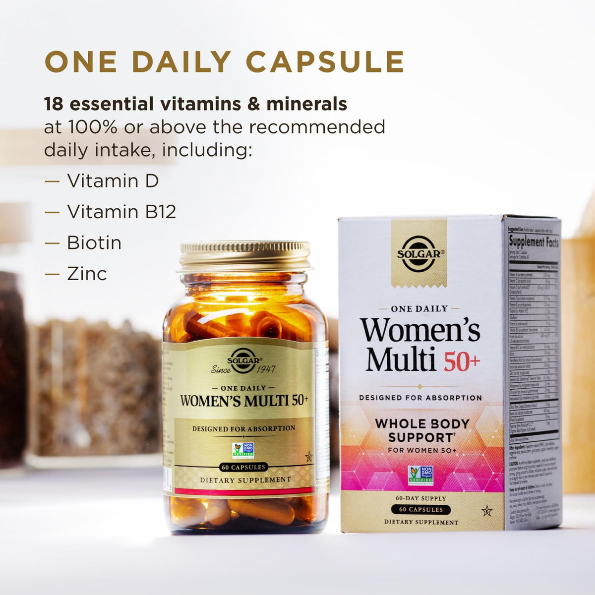 Solgar One Daily Women's Multi 50+ capsules sur une table en bois