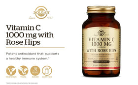 Solgar Vitamine C 1000 mg avec Églantier, comprimés dans une main