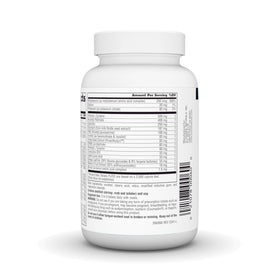 Source Naturals Elan Vital Multivitamines 90 comprimés avec une main tenant un comprimé