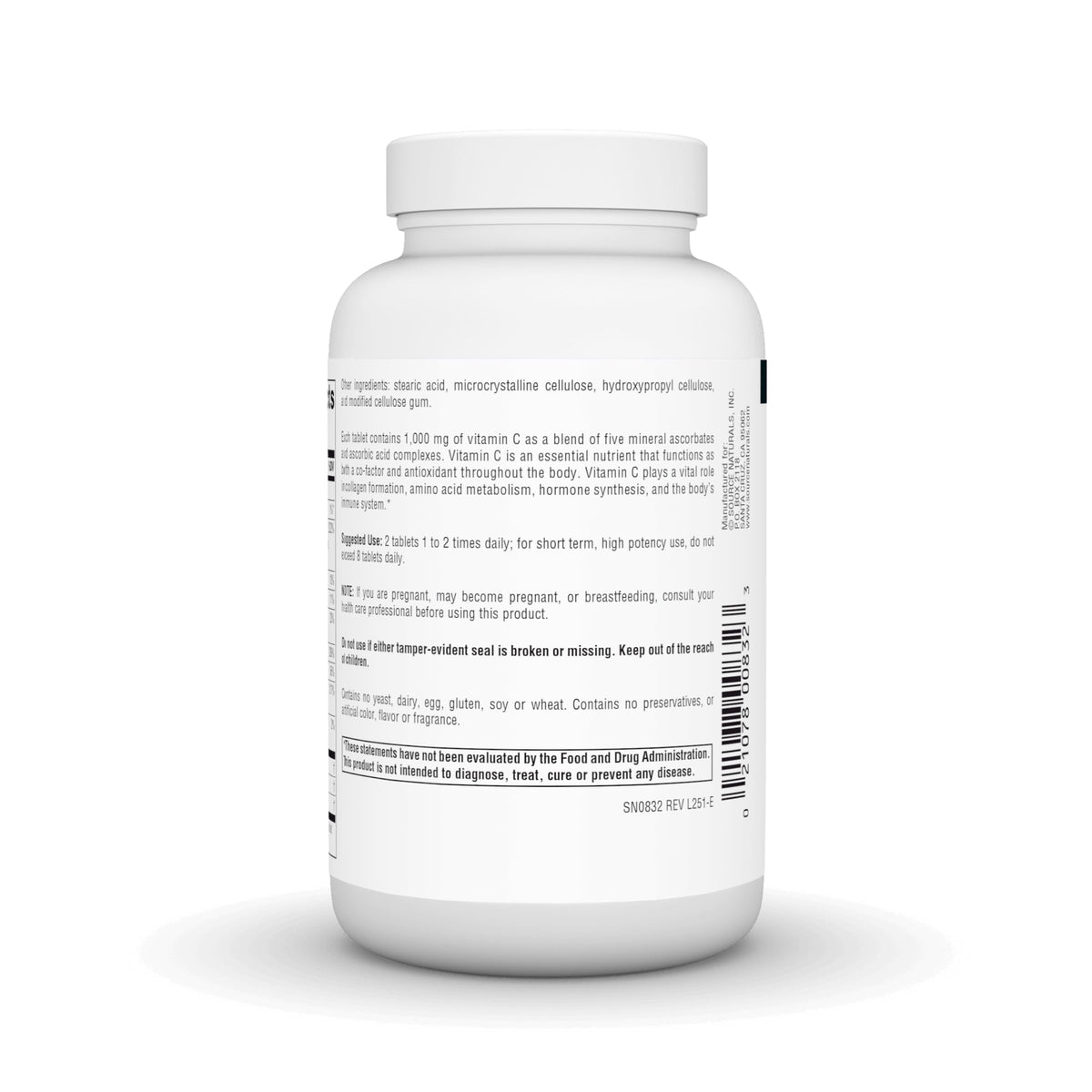 Source Naturals Ultimate Ascorbate 1000mg comprimés à côté d'un verre d'eau