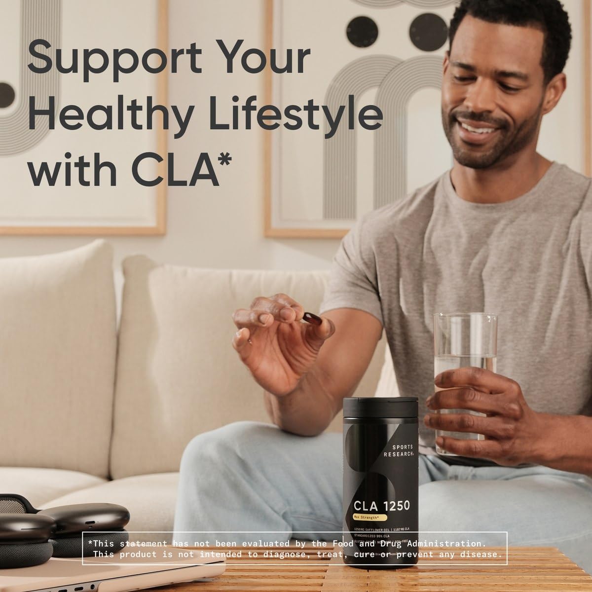 Sports Research CLA 1250mg gélules sur un fond blanc