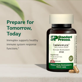 Standard Process Immuplex capsules sur une table