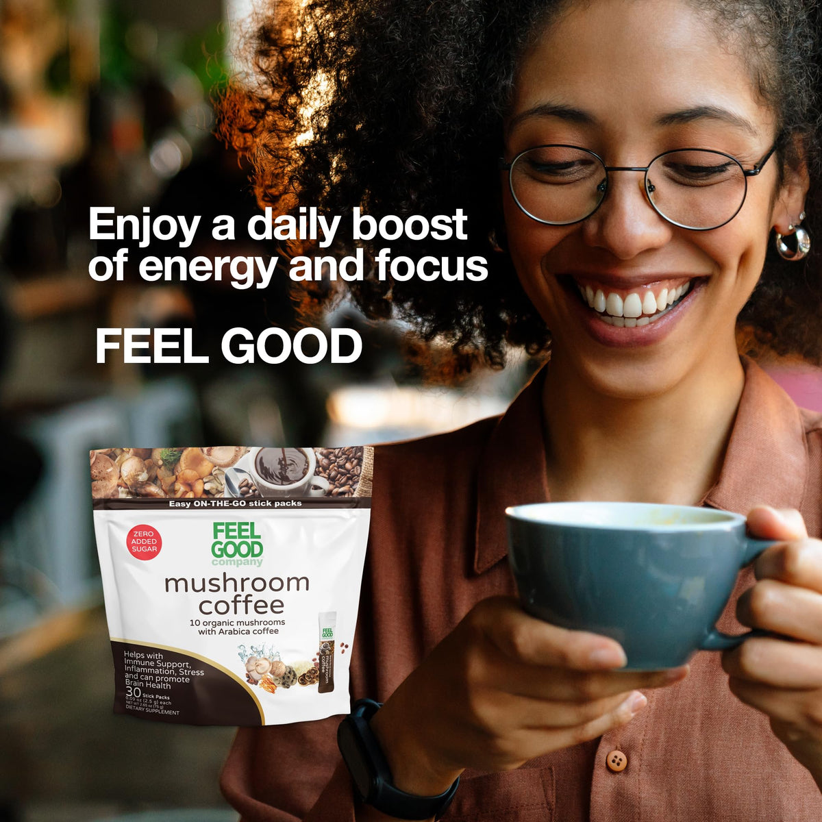 Stick pack de café FEEL GOOD à côté d'une tasse de café
