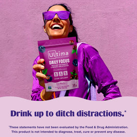 Stickpack d'Ultima Replenisher Acai Blueberry ouvert avec poudre