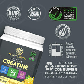 Sunwarrior créatine monohydrate poudre 430g en préparation dans un verre