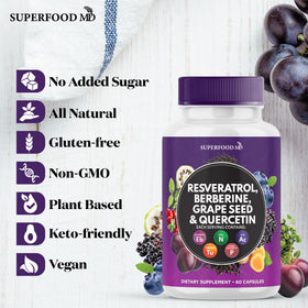 Superfood MD Complément Noni 120 Capsules avec un verre d'eau