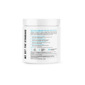 Swolverine créatine monohydrate en poudre dans un verre avec de l'eau