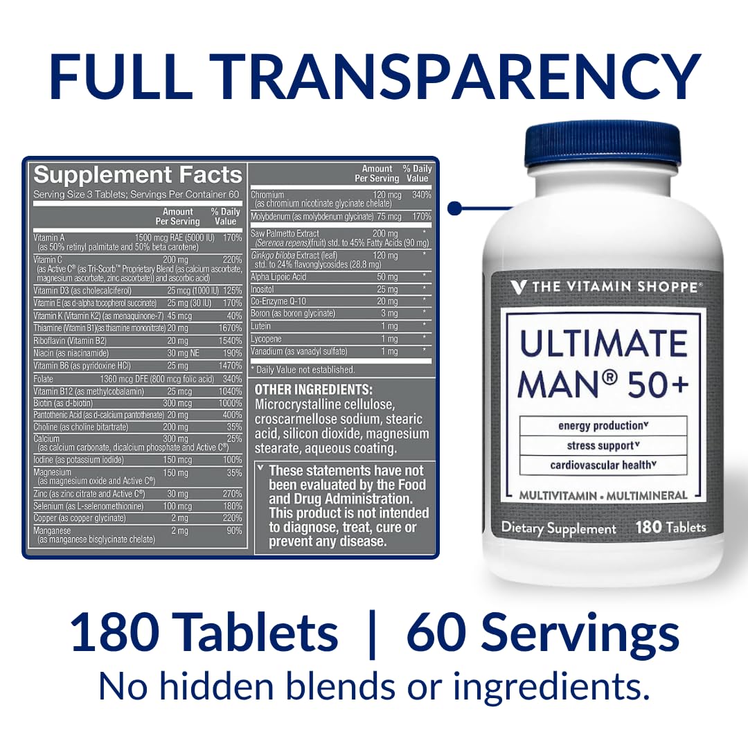 Tablette de Multivitamine Homme 50+ à côté d'un verre d'eau