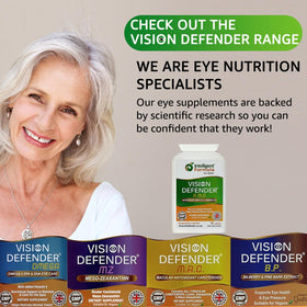 Tablette de vitamines oculaires AREDS2 sur une table en bois