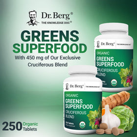 Tablettes de légumes bio Dr. Berg Nutritionals sur une cuillère