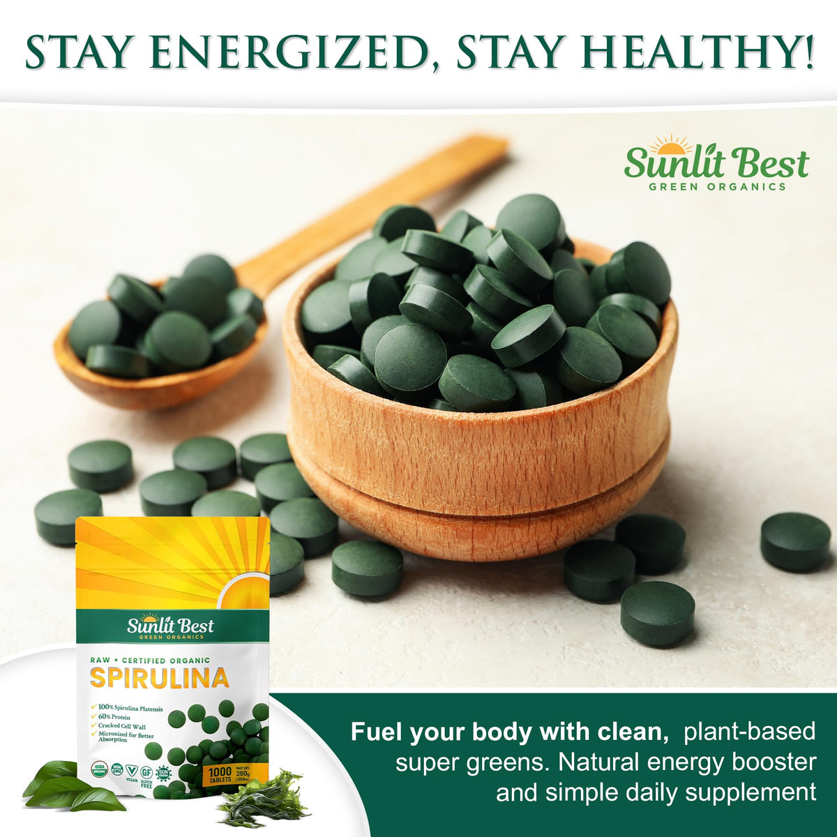Tablettes de spiruline sur une table en bois