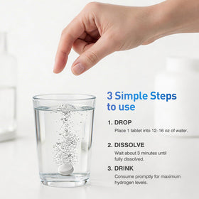 Tablettes Horjoy avec une main tenant un verre d'eau
