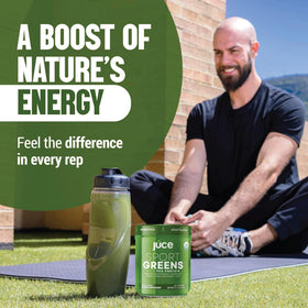 Terra Kai Organics Juce Sports Greens 390g - Berry sur un fond blanc