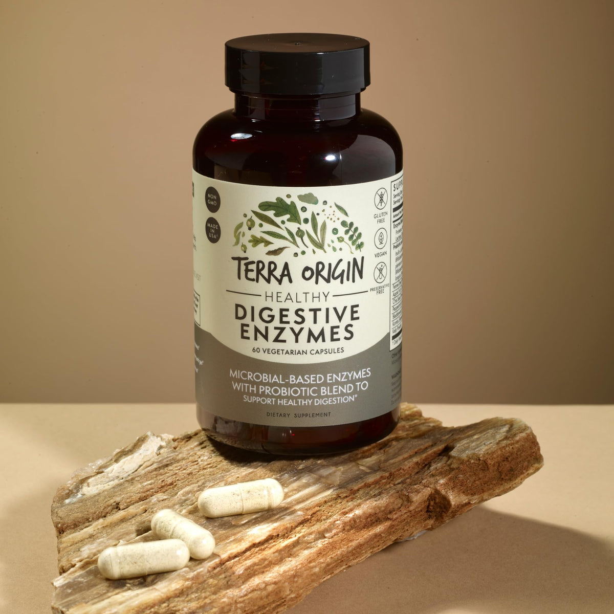 TERRA ORIGIN Multi-Enzymes capsules ouvertes sur une table