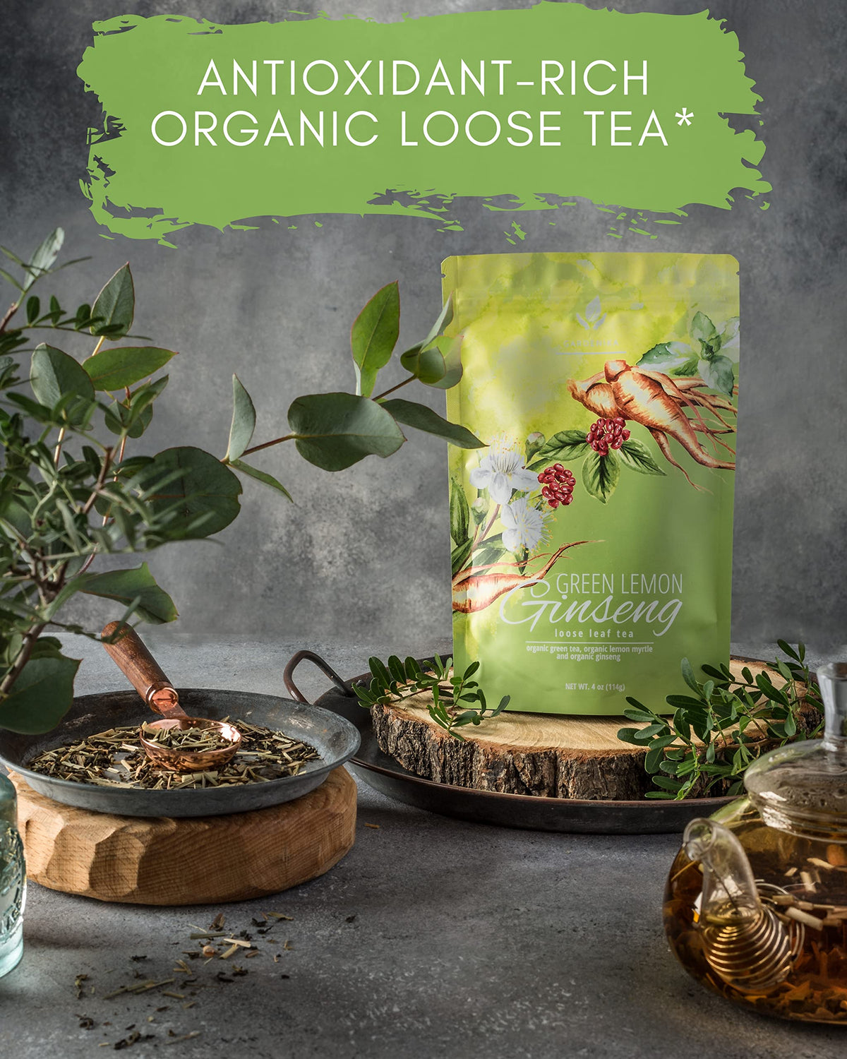 Thé vert Gardenika avec tulsi et épices dans une tasse