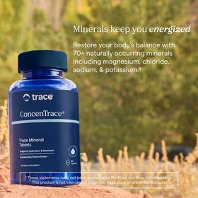Trace Minerals ConcenTrace comprimés minéraux trace 90 comprimés en main