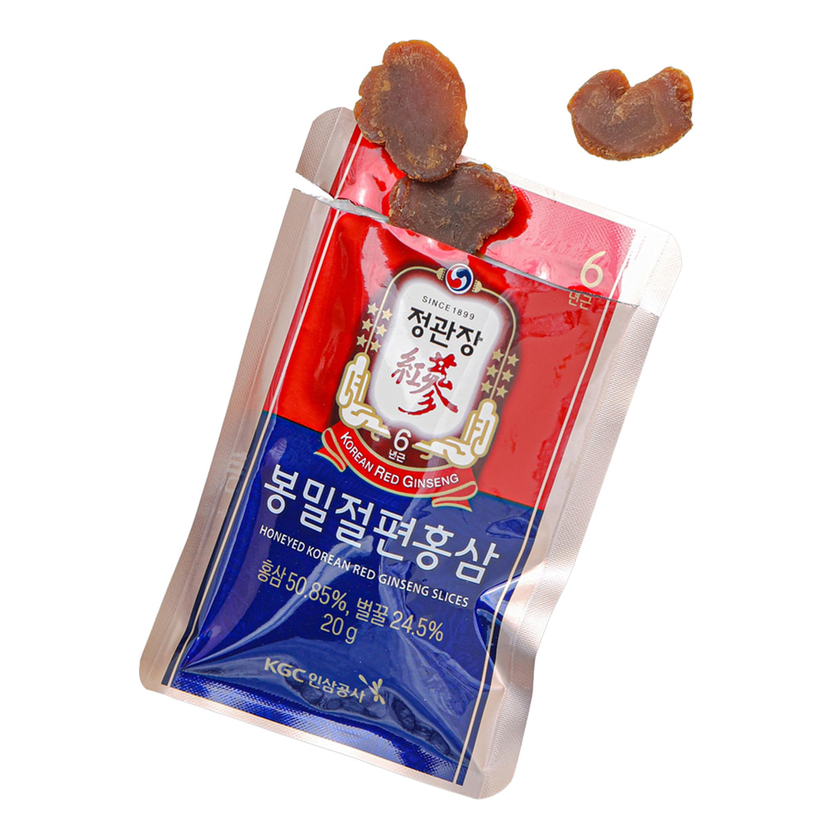 Tranches de ginseng rouge coréen miel sur fond blanc